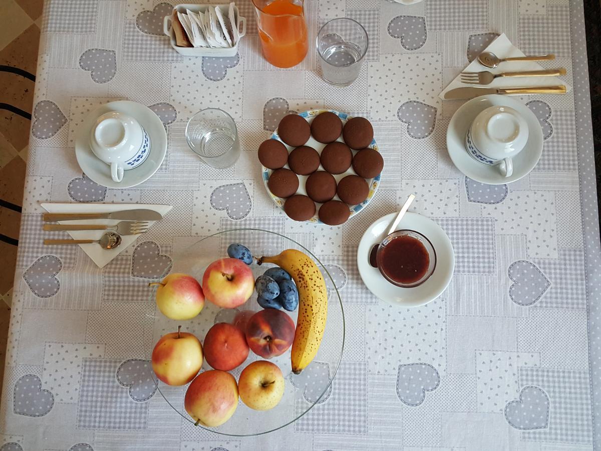B&B Del Borgo 티따델라 외부 사진
